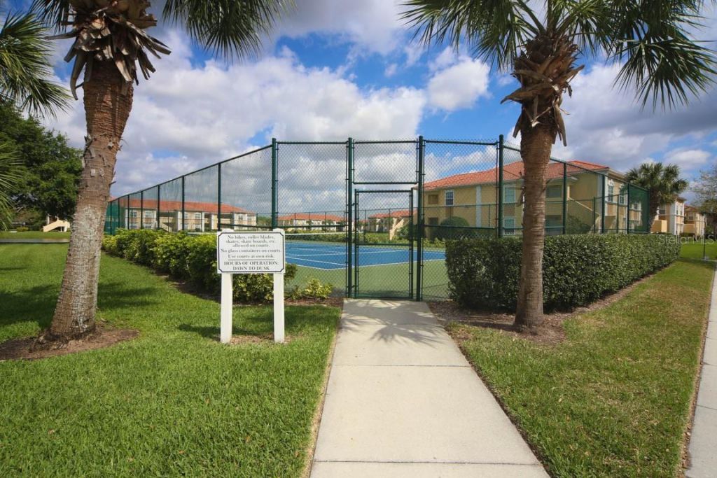 2950 Viscaya Place, Unit 108, Sarasota, FL 34237 Photo