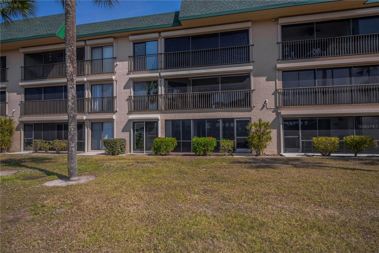 601 Shreve Street, Unit 33A, Punta Gorda, FL 33950 Photo