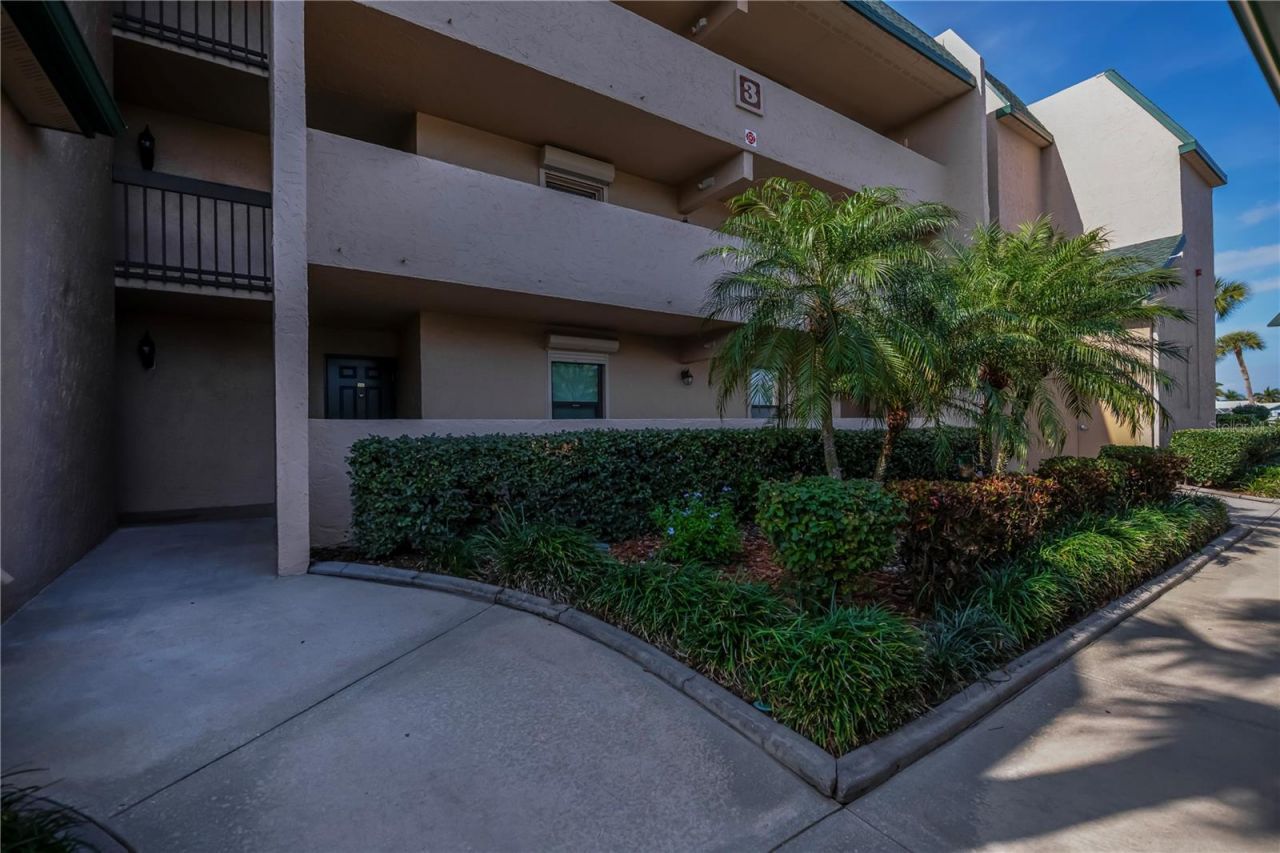 601 Shreve Street, Unit 33A, Punta Gorda, FL 33950 Photo