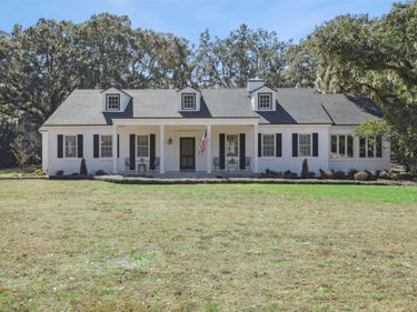 15722 E OAKLAND AVENUE, WINTER GARDEN, FL 34787