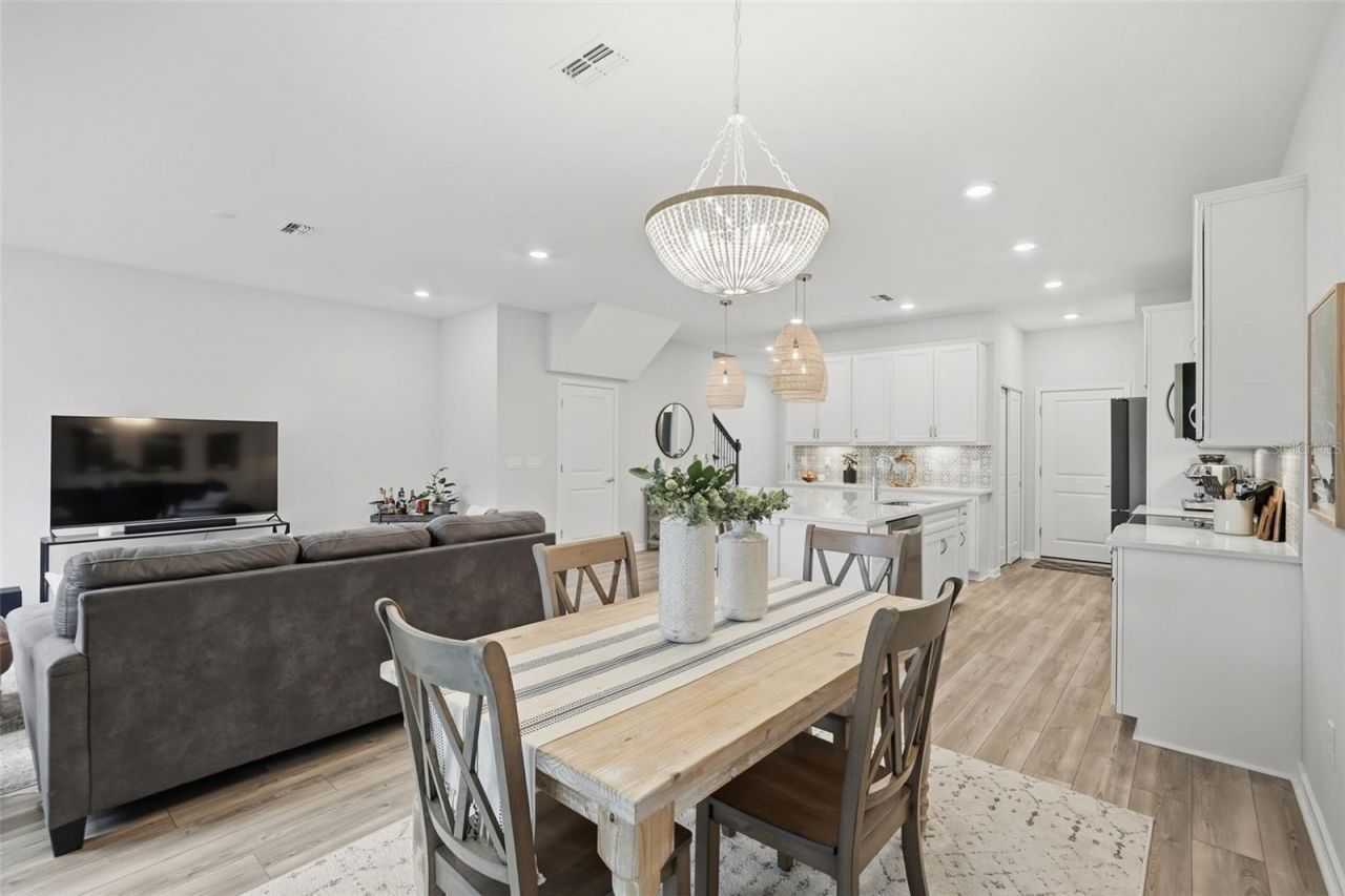 343 Sandbar Avenue Ne, Saint Petersburg, FL 33716 Photo