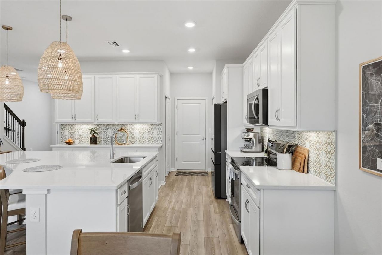 343 Sandbar Avenue Ne, Saint Petersburg, FL 33716 Photo