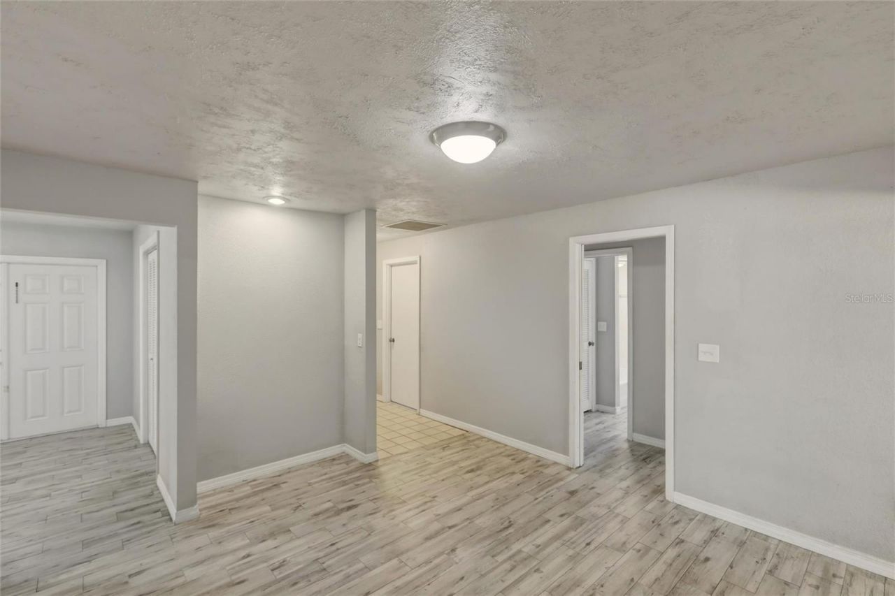 1125 Danny Dr, Sarasota, FL 34243 Photo