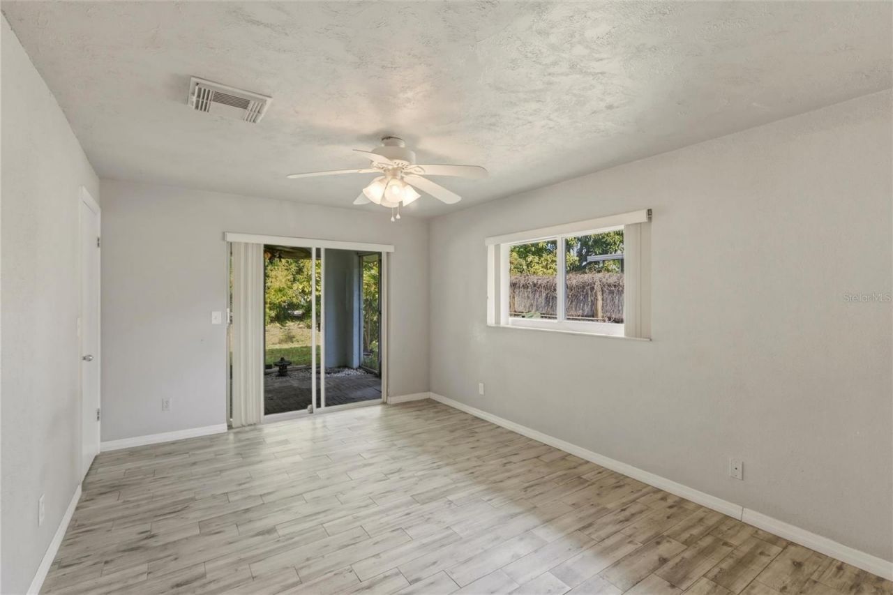 1125 Danny Dr, Sarasota, FL 34243 Photo