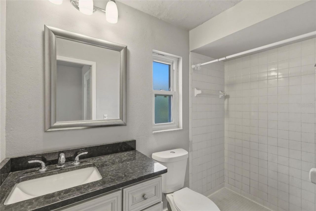 1125 Danny Dr, Sarasota, FL 34243 Photo