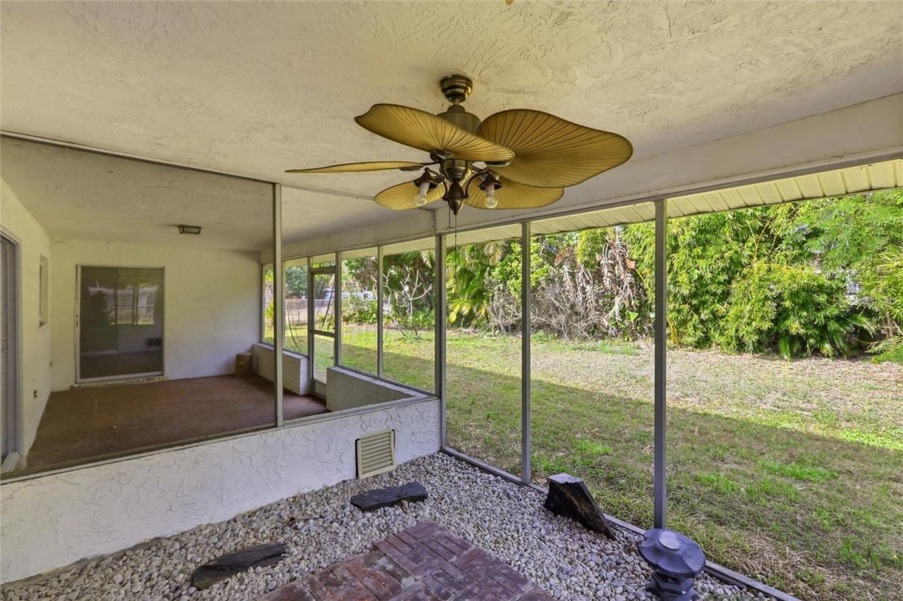 1125 Danny Dr, Sarasota, FL 34243 Photo