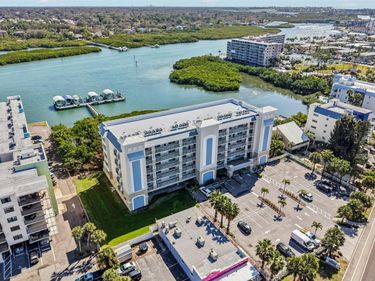 19519 GULF BOULEVARD, Unit 202, INDIAN SHORES, FL 33785