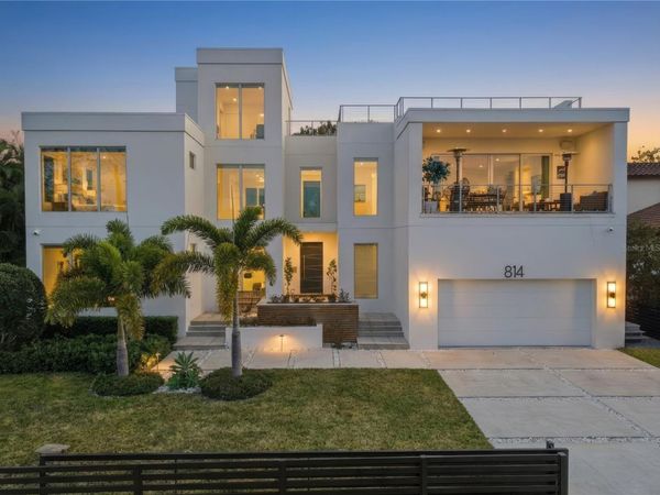 814 S DAVIS BOULEVARD, TAMPA, FL 33606