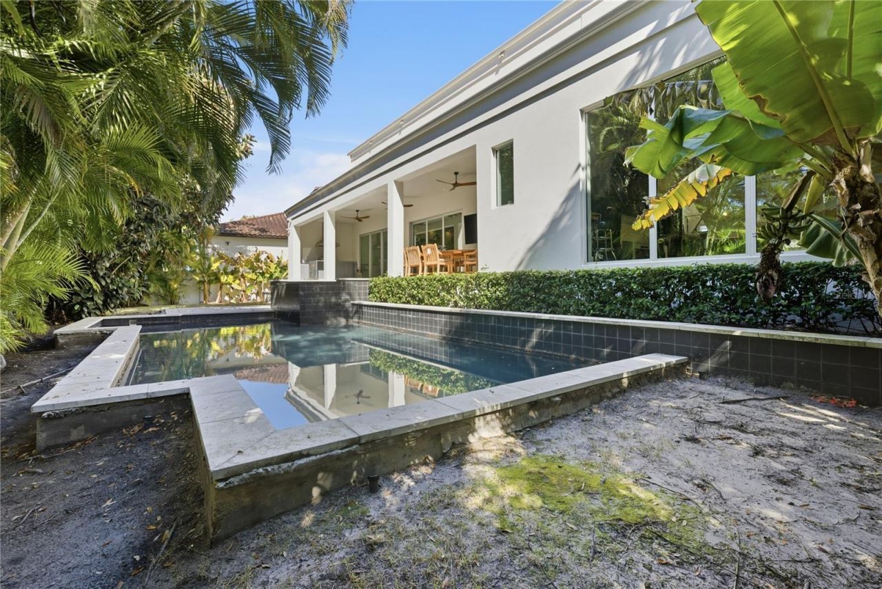 814 S Davis Boulevard, Tampa, FL 33606 Photo