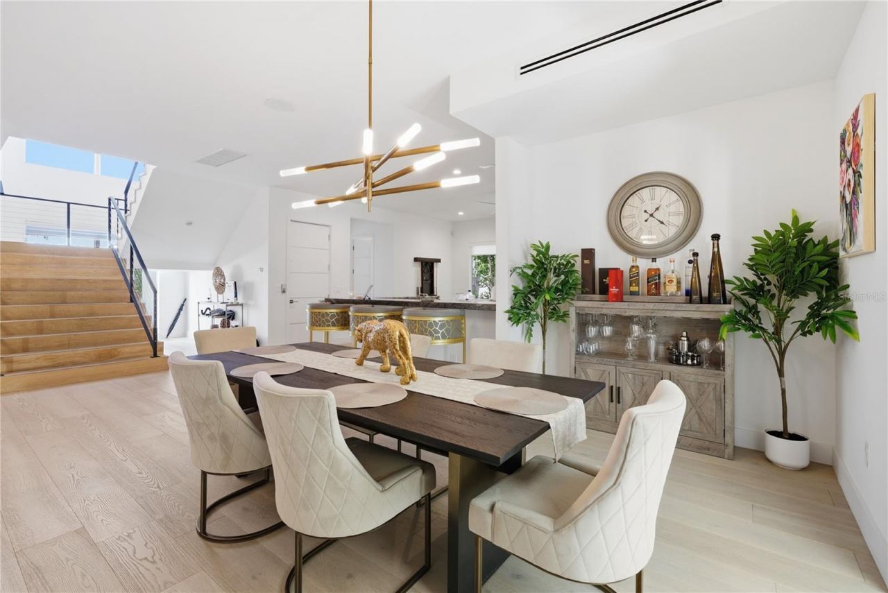 814 S Davis Boulevard, Tampa, FL 33606 Photo