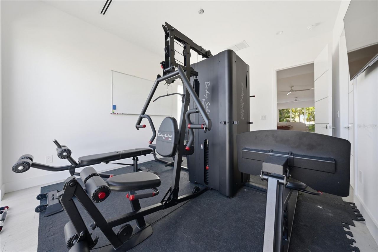 814 S Davis Boulevard, Tampa, FL 33606 Photo