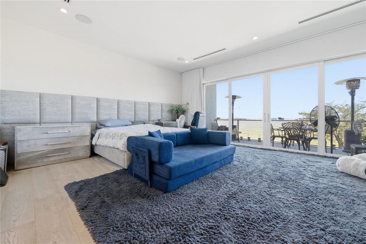 814 S Davis Boulevard, Tampa, FL 33606 Photo