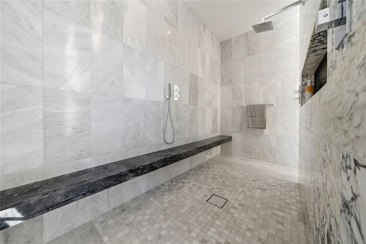 814 S Davis Boulevard, Tampa, FL 33606 Photo