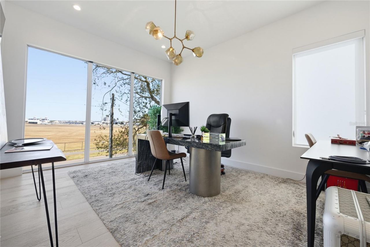 814 S Davis Boulevard, Tampa, FL 33606 Photo