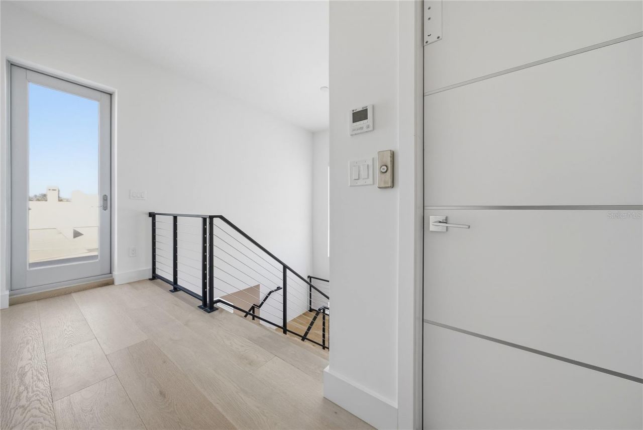 814 S Davis Boulevard, Tampa, FL 33606 Photo