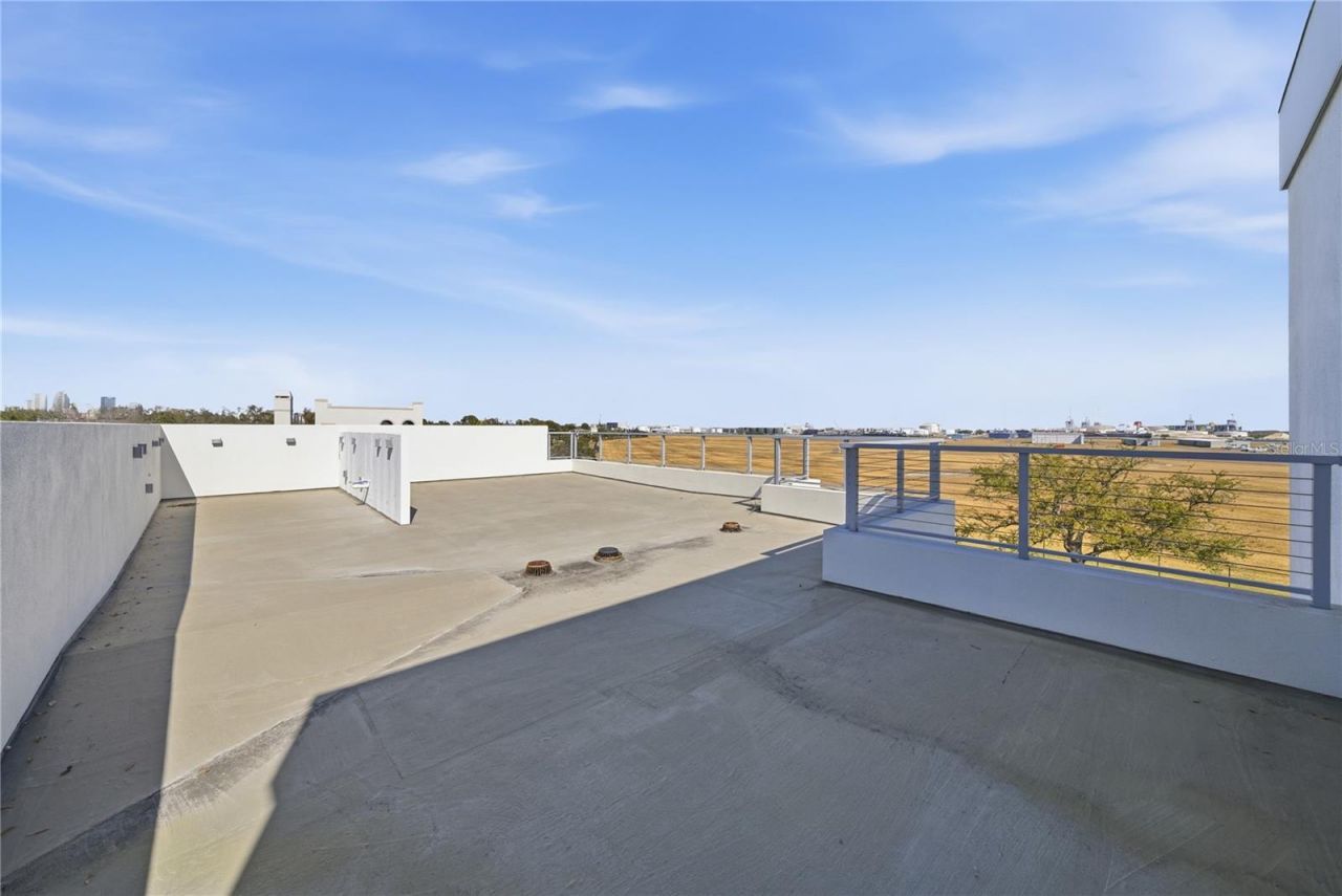 814 S Davis Boulevard, Tampa, FL 33606 Photo