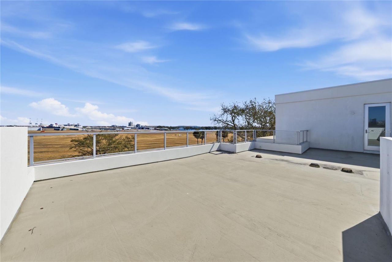 814 S Davis Boulevard, Tampa, FL 33606 Photo