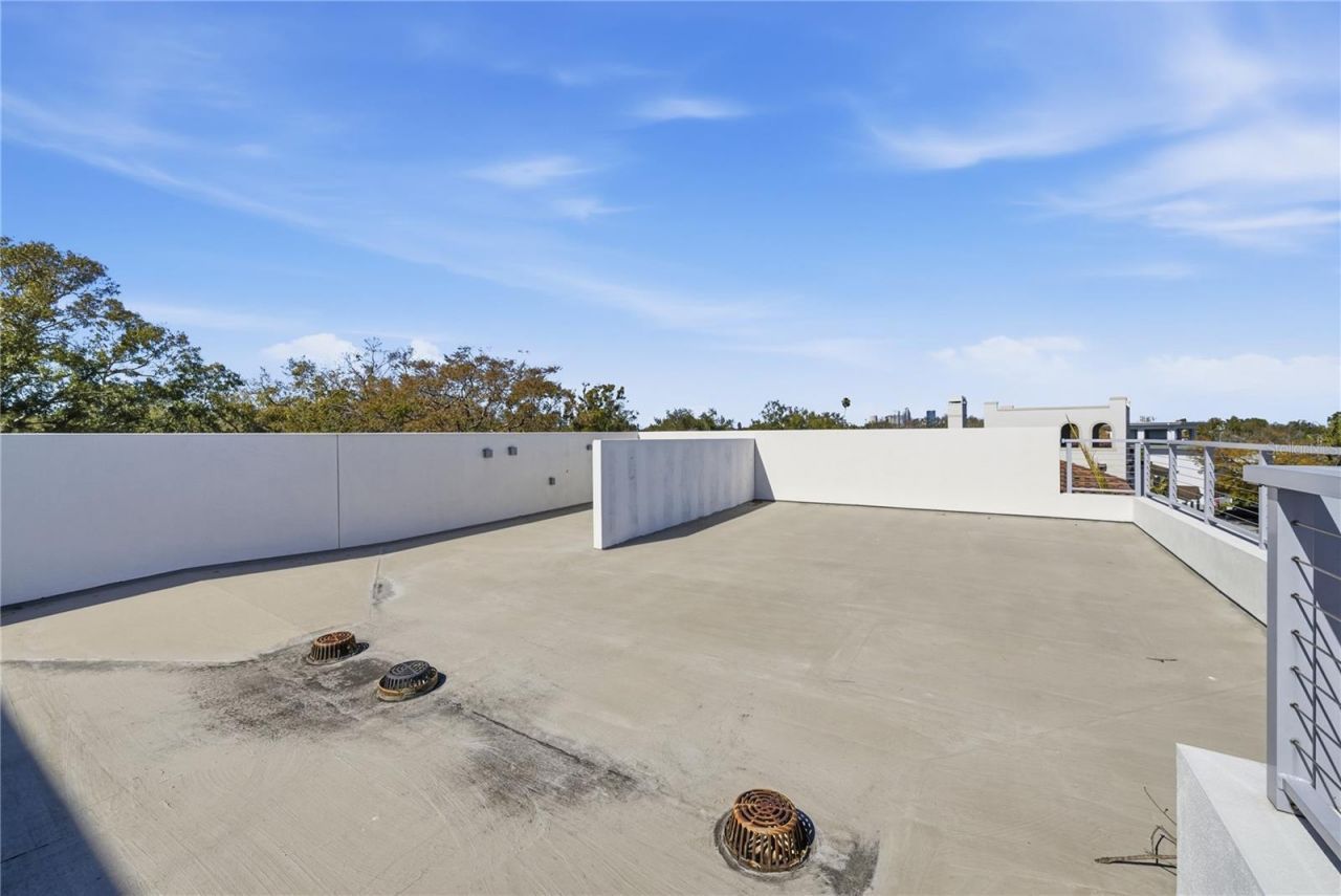 814 S Davis Boulevard, Tampa, FL 33606 Photo