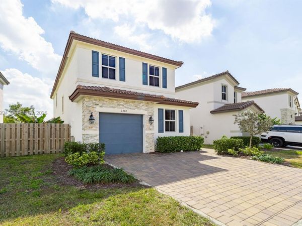 2370 NW 131st Cir, Miami, FL 33167