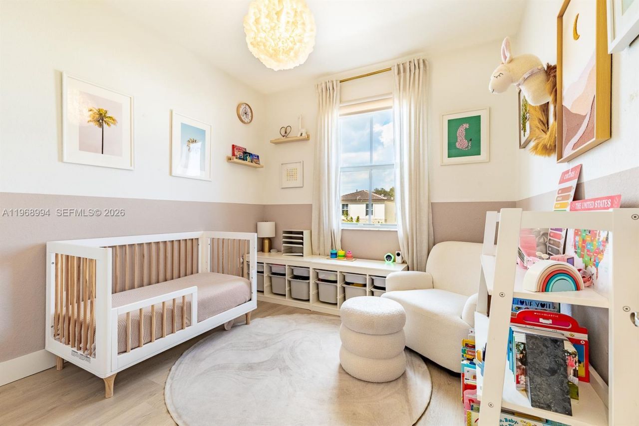 2370 NW 131st Cir, Miami, FL 33167 Photo