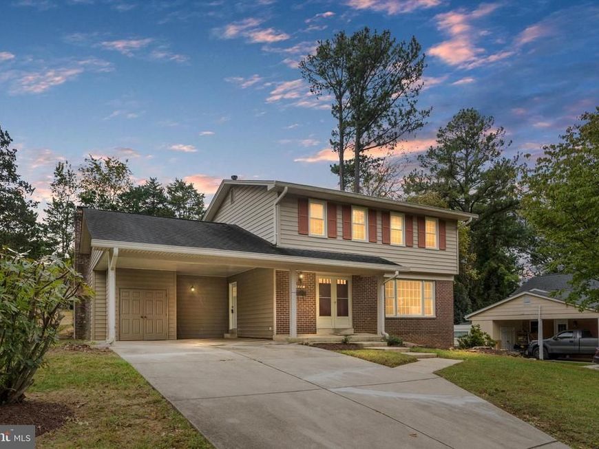 686 College Parkway, Rockville, MD 20850 Main Photo