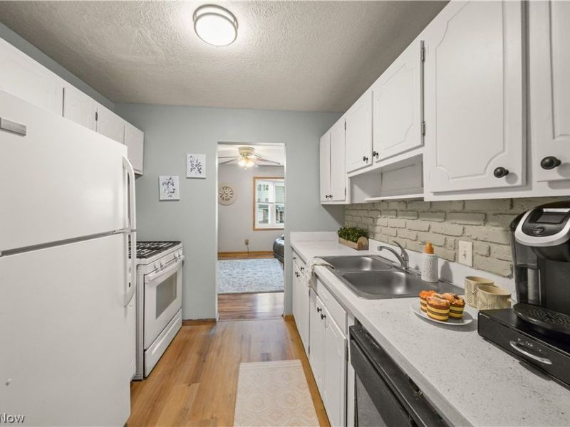 2115 Presidential Parkway, Unit 4, Twinsburg, OH 44087 Photo 6