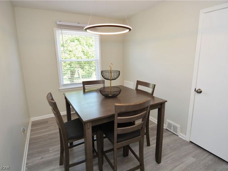 32113 Dickerson Road, Willowick, OH 44095 Photo 14