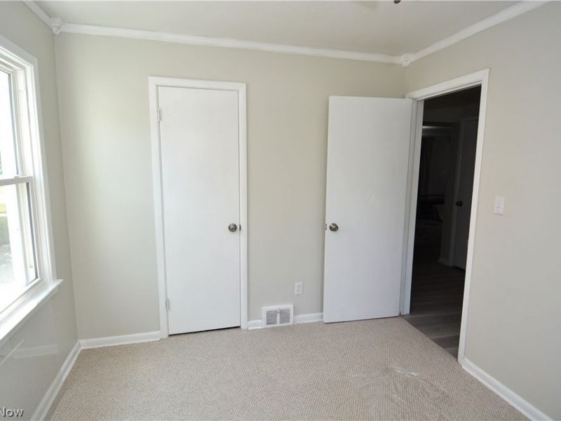 32113 Dickerson Road, Willowick, OH 44095 Photo 22