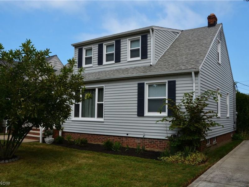 32113 Dickerson Road, Willowick, OH 44095 Photo 3