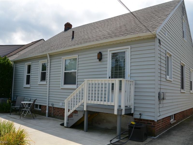 32113 Dickerson Road, Willowick, OH 44095 Photo 33