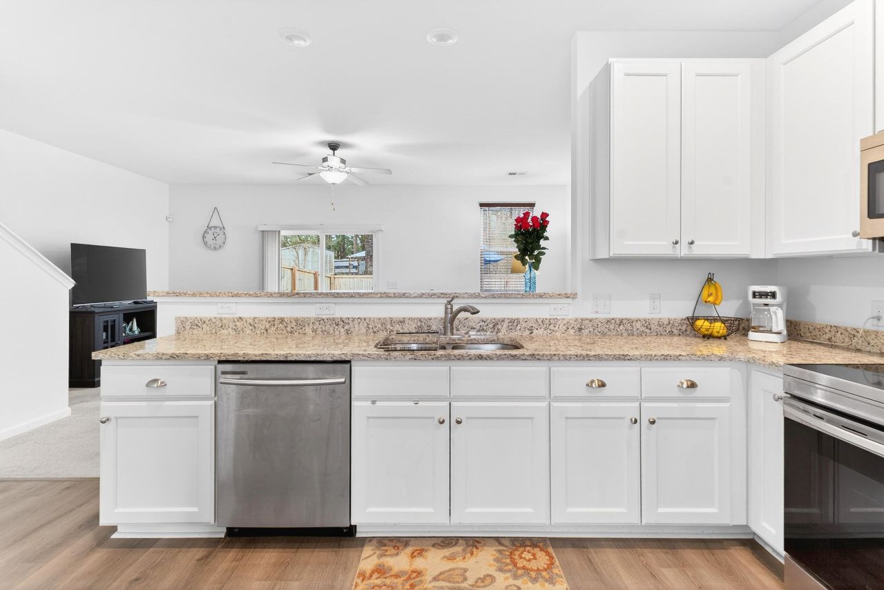 122 Spencer Circle Photo 11