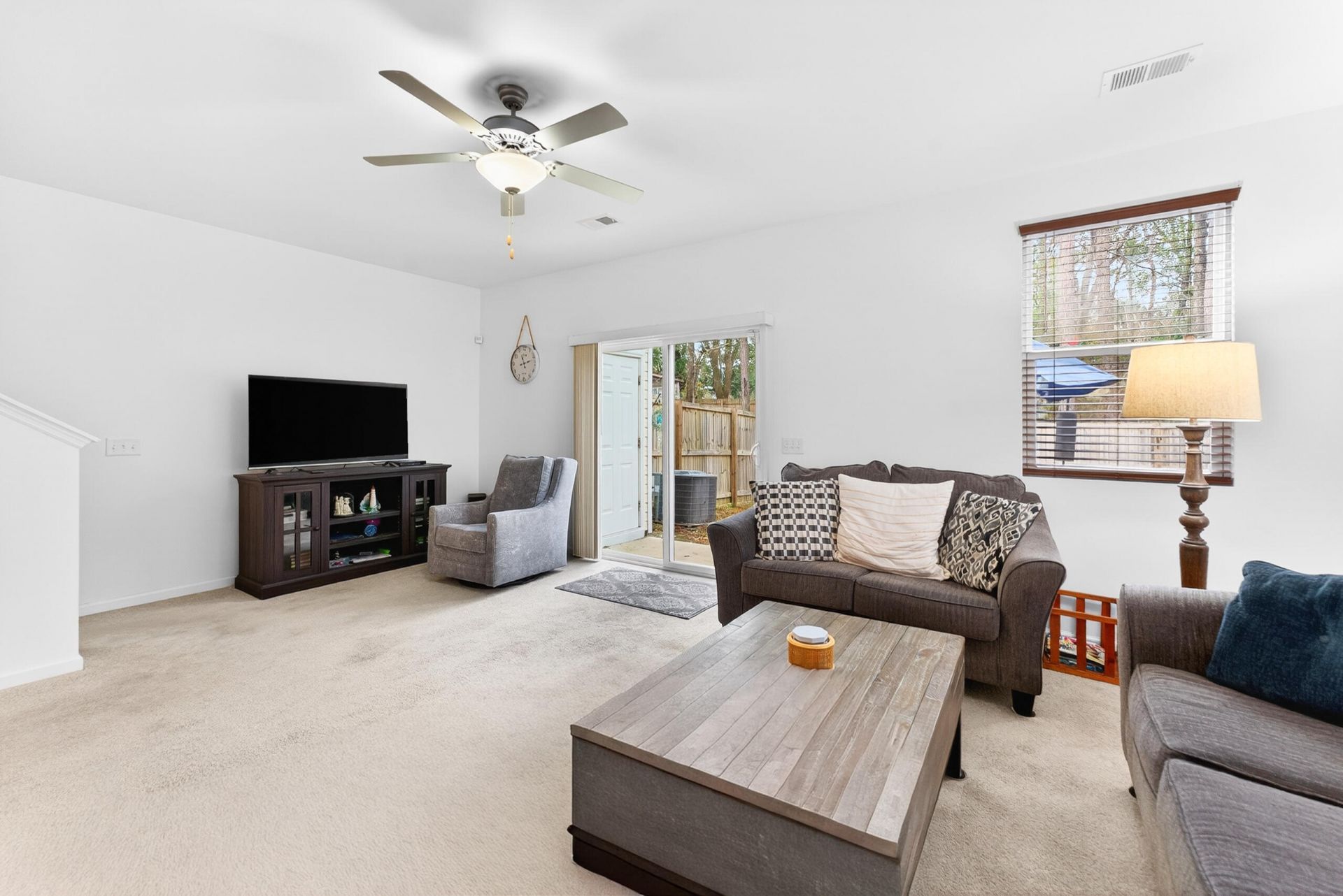 122 Spencer Circle Photo 12