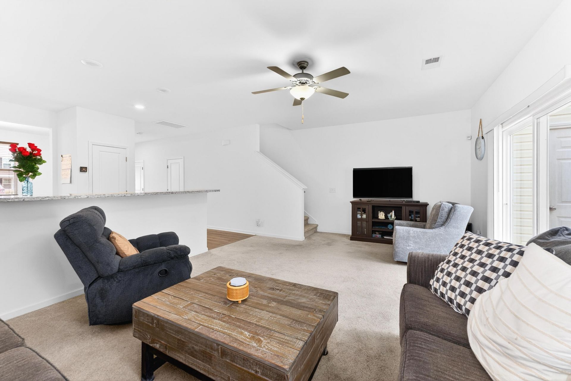 122 Spencer Circle Photo 13