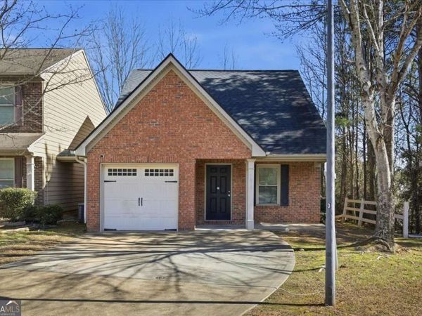 3018 Broadleaf Trail, Fairburn, GA 30213