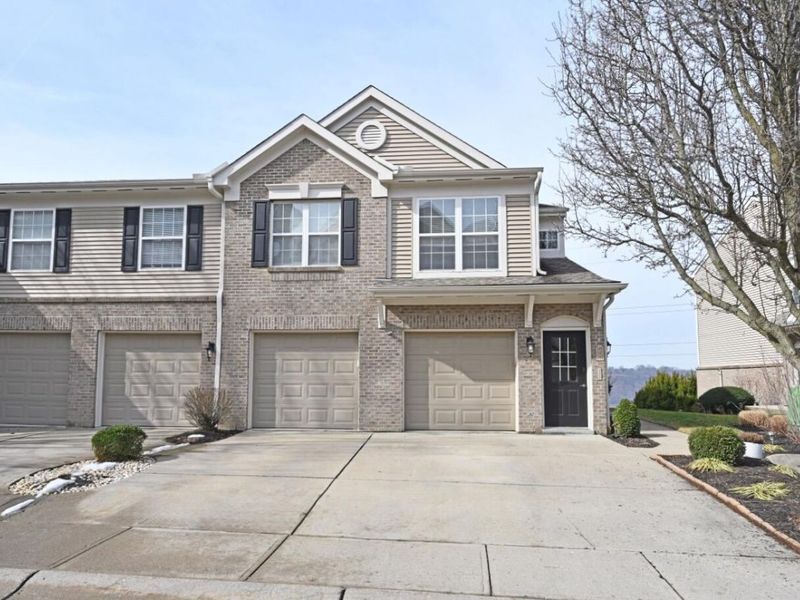 349 Skyview Court, Ludlow, KY 41016 Photo 1