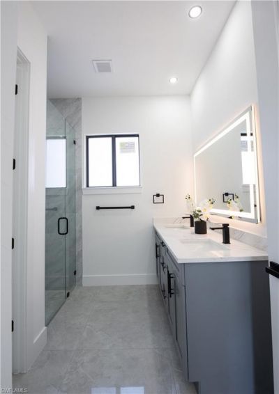 3115 2nd St Sw, Lehigh Acres, FL 33976 Photo