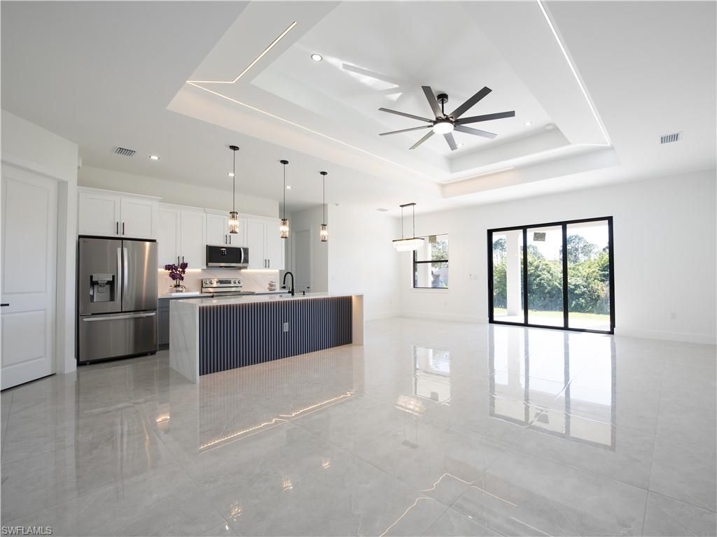 3115 2nd St Sw, Lehigh Acres, FL 33976 Photo