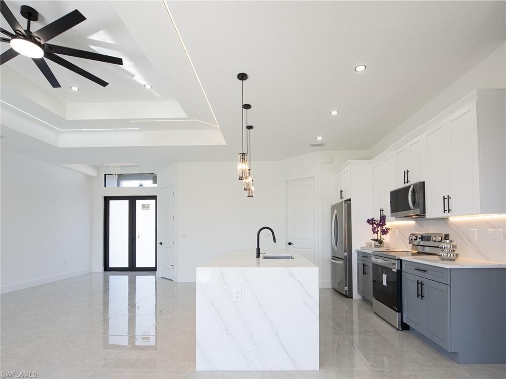 3115 2nd St Sw, Lehigh Acres, FL 33976 Photo