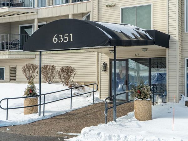 6351 Saint Croix Trail N, Unit 143, Stillwater, MN 55082