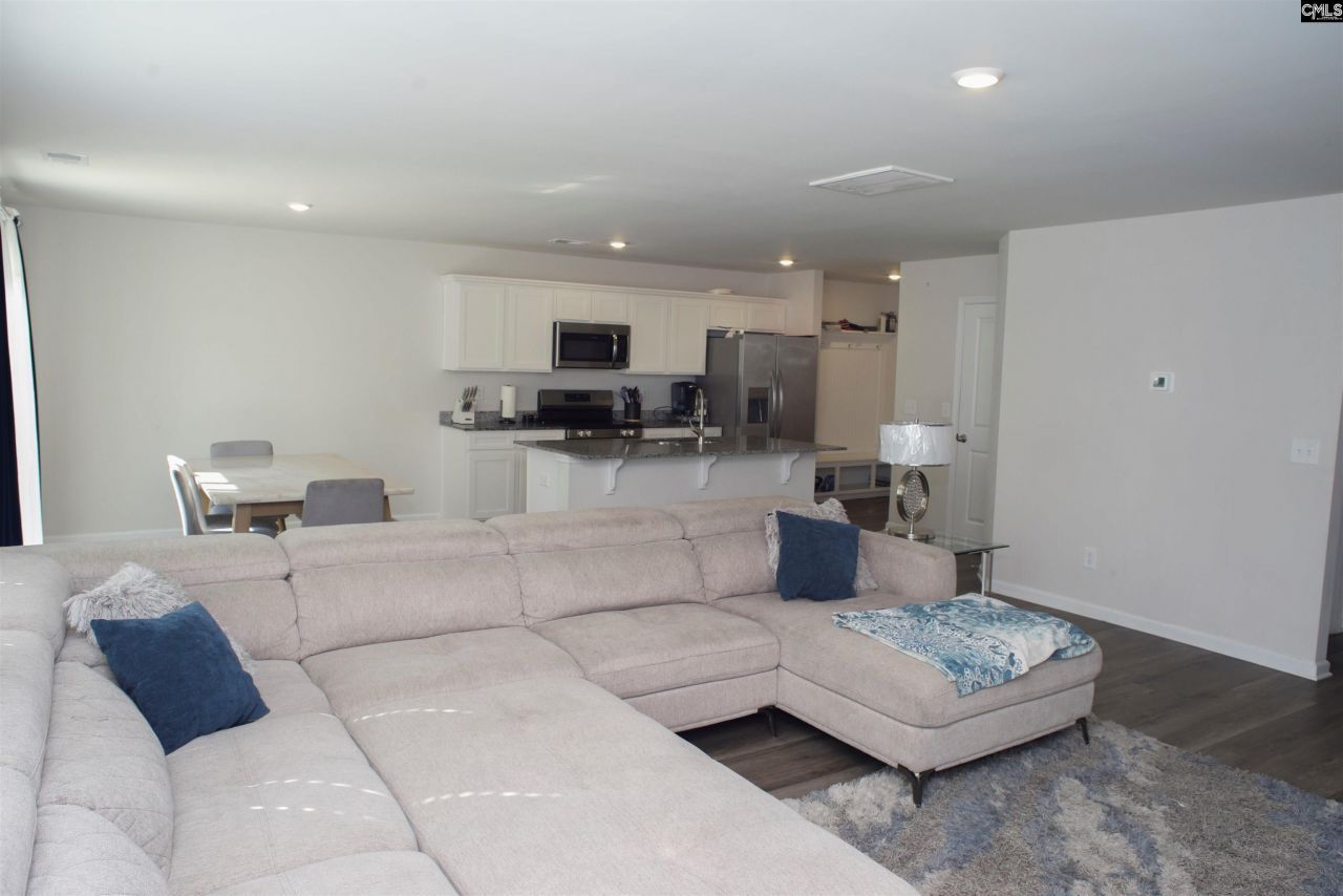 716 Wimbee Court Photo 6