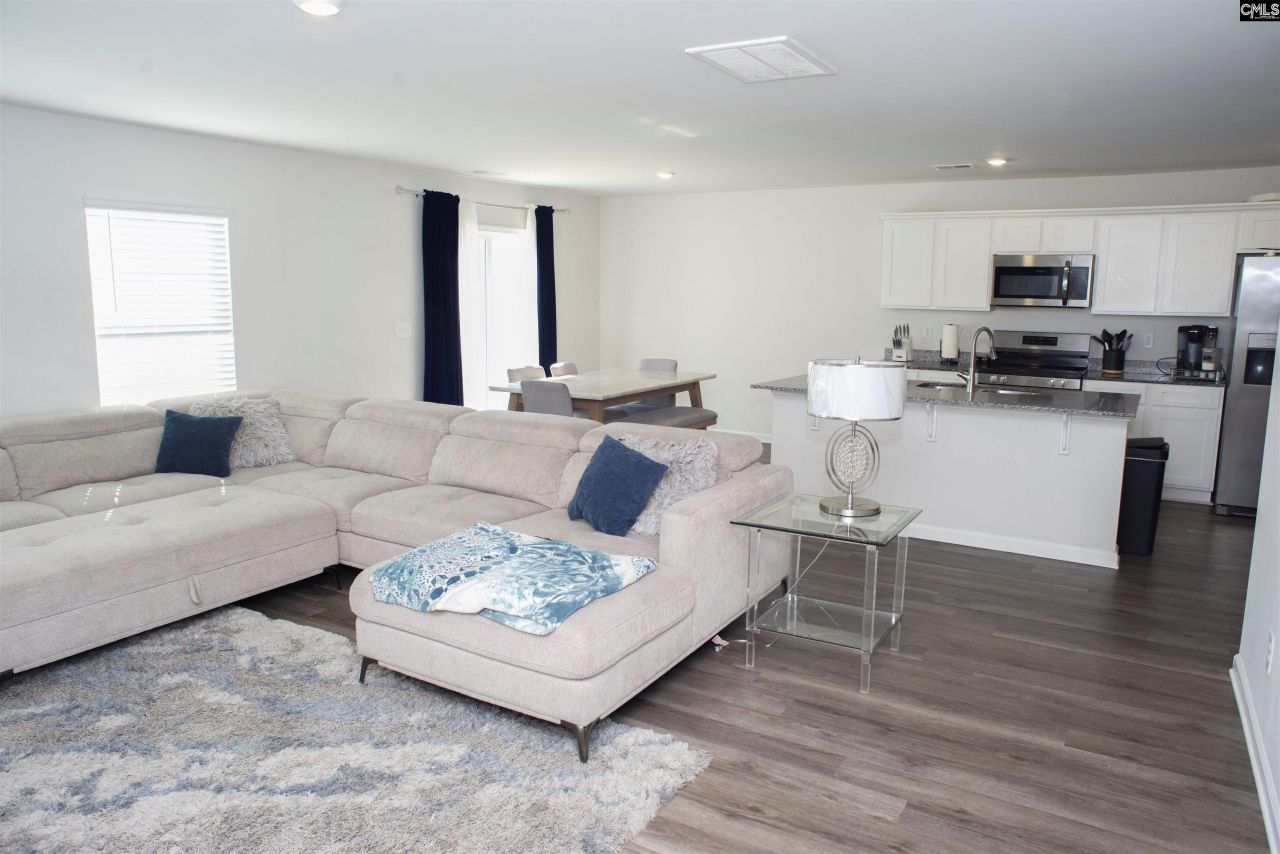 716 Wimbee Court Photo 7