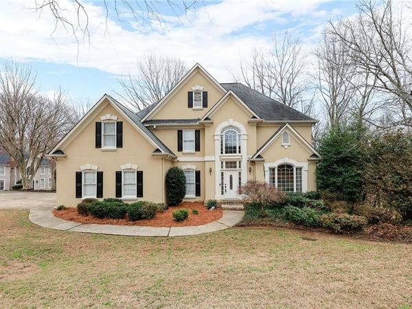 200 Mayglen Court , Woodstock, GA 30189