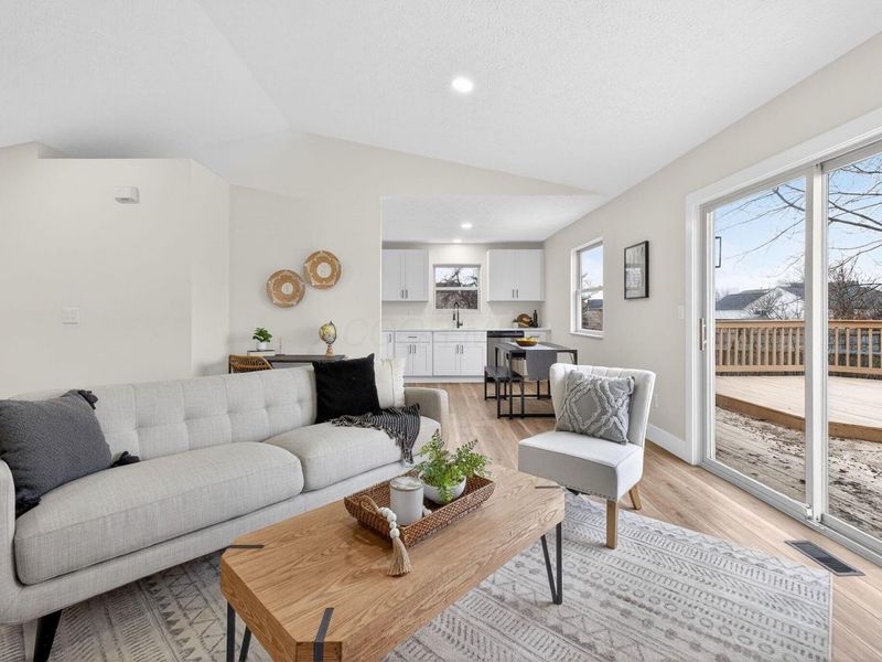 1450 Tenagra Way, Columbus, OH 43228 Photo 12