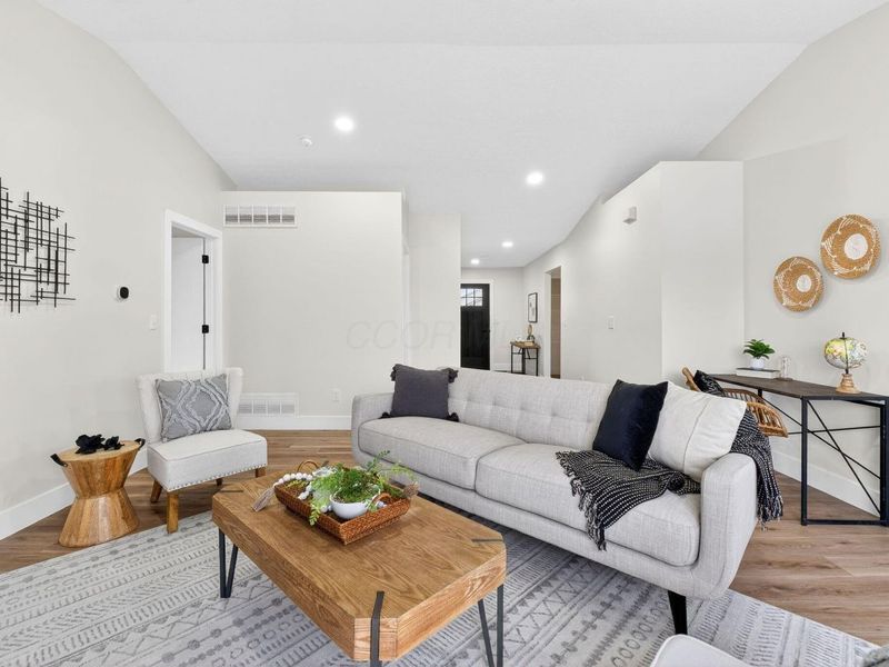 1450 Tenagra Way, Columbus, OH 43228 Photo 13