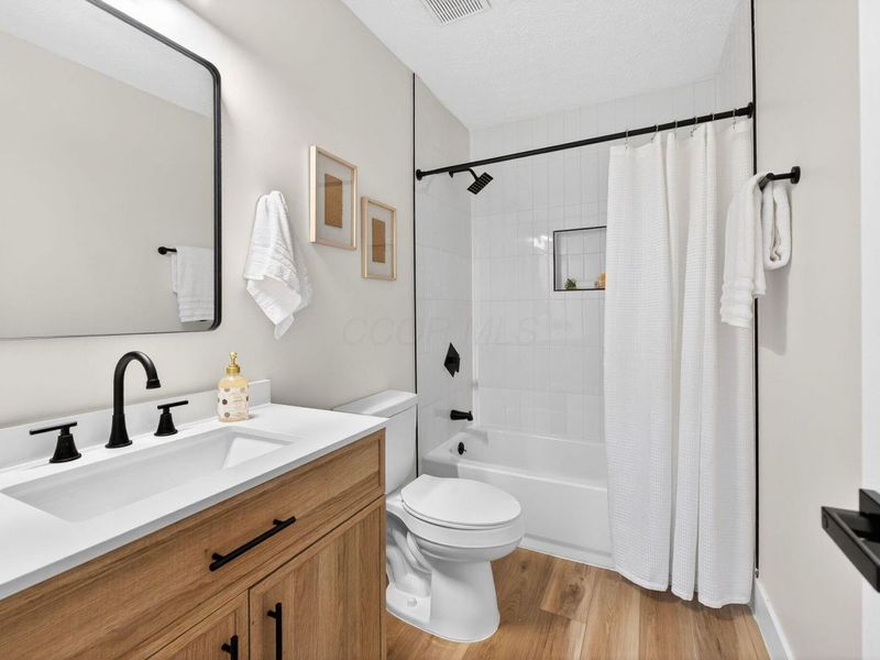 1450 Tenagra Way, Columbus, OH 43228 Photo 31