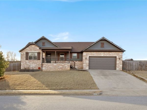 1105 Nemett Circle, Pea Ridge, AR 72751