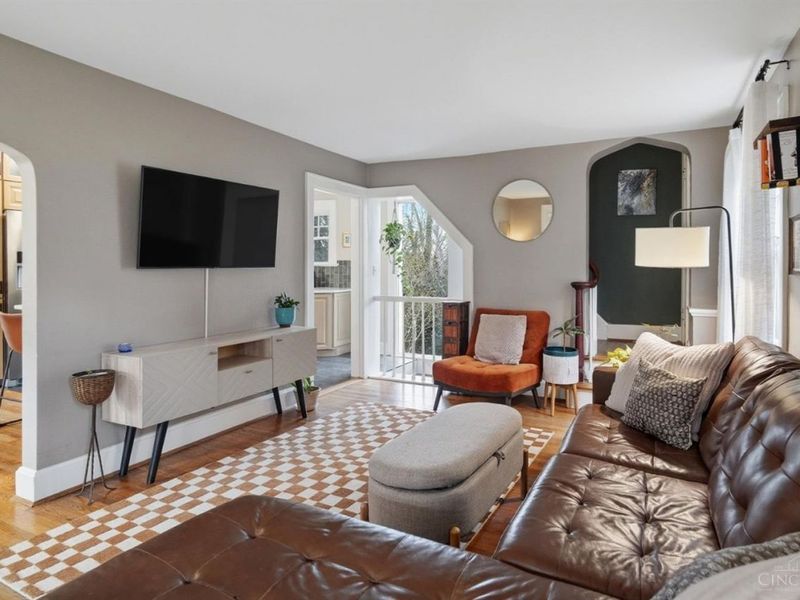 320 Amazon Avenue, Cincinnati, OH 45220 Photo 10