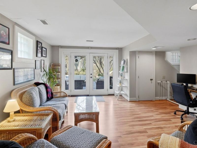 320 Amazon Avenue, Cincinnati, OH 45220 Photo 33