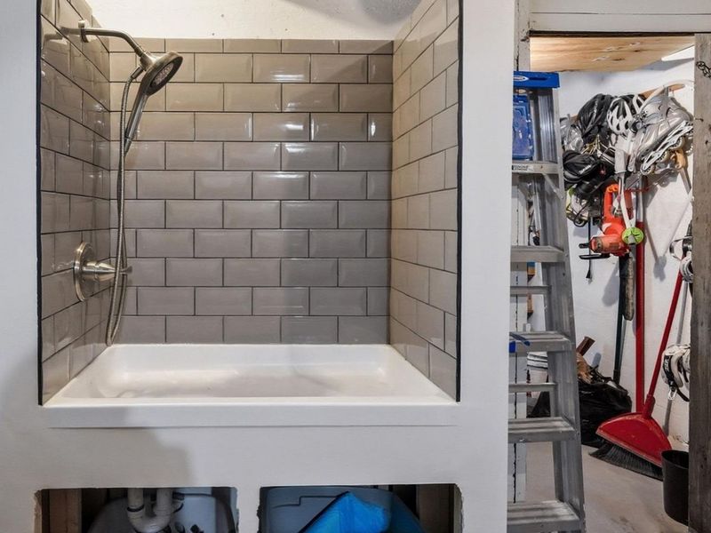 320 Amazon Avenue, Cincinnati, OH 45220 Photo 38