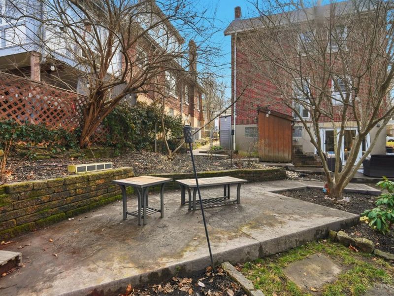 320 Amazon Avenue, Cincinnati, OH 45220 Photo 47